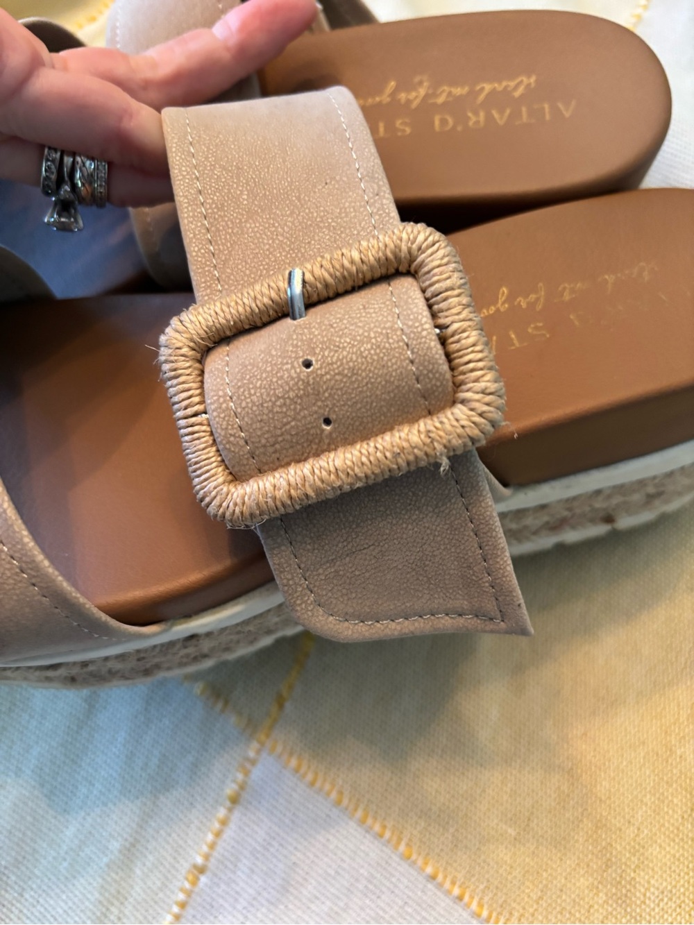 Altar’d State Size 7 Raffia Buckle Sandals Neutral Espadrille Platform Like New✨ - Picture 4 of 12